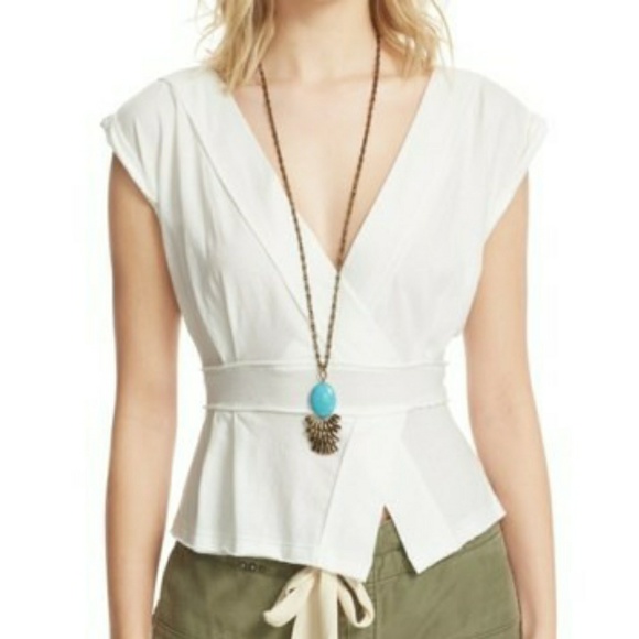 Free People Tops - 🆕 Free People Ivory Tee